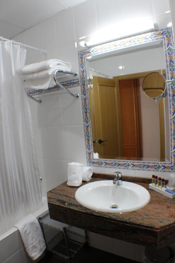 Hotel Meta Pas De La Casa Eksteriør billede
