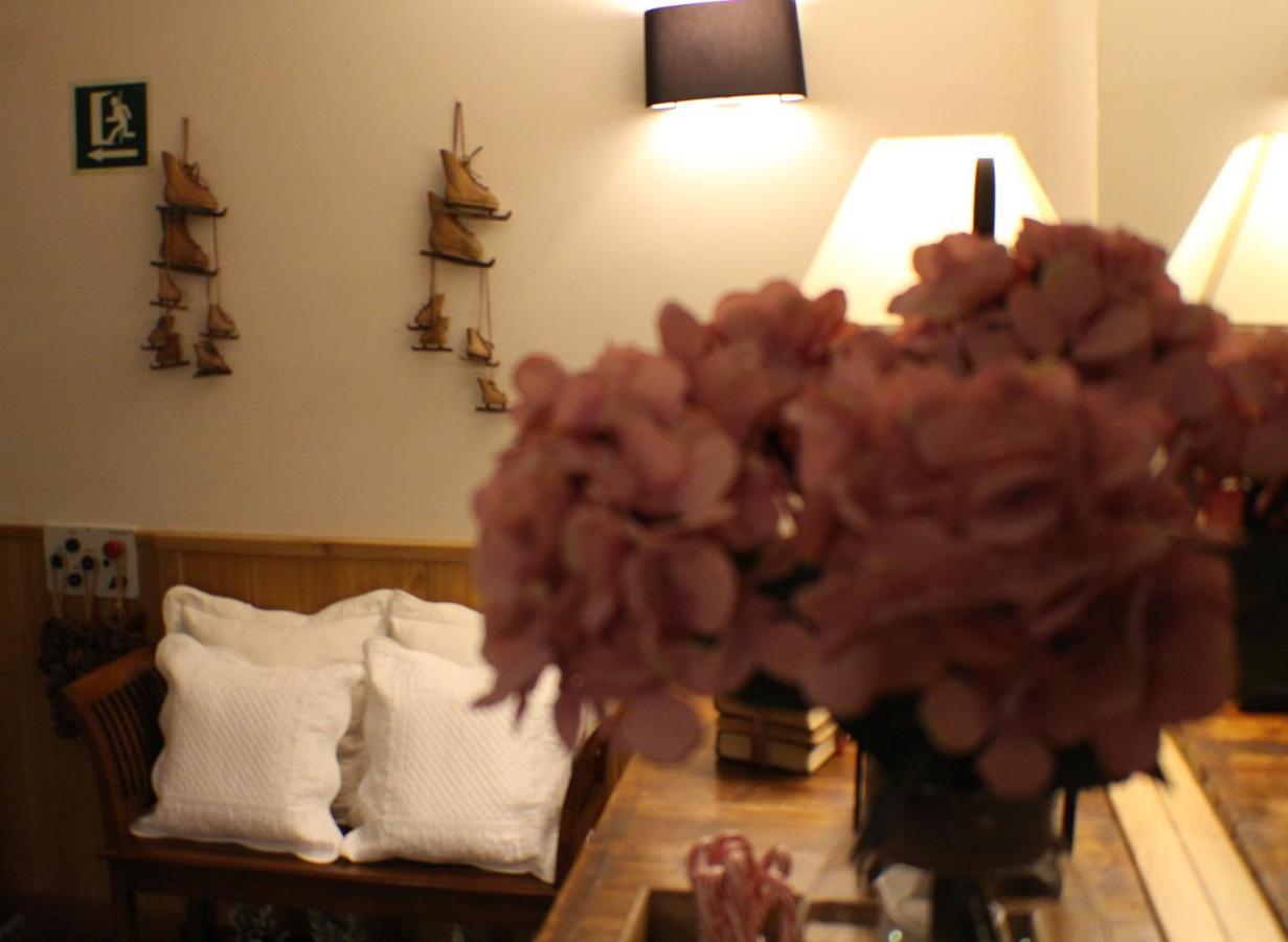 Hotel Meta Pas De La Casa Eksteriør billede